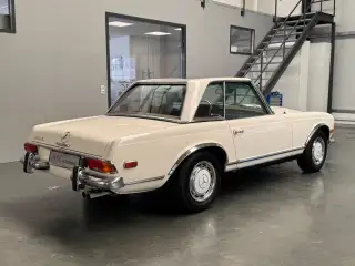 Vehicle image thumbnail, number 6