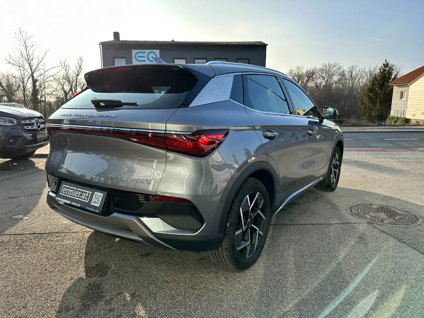 Vehicle image, number 5