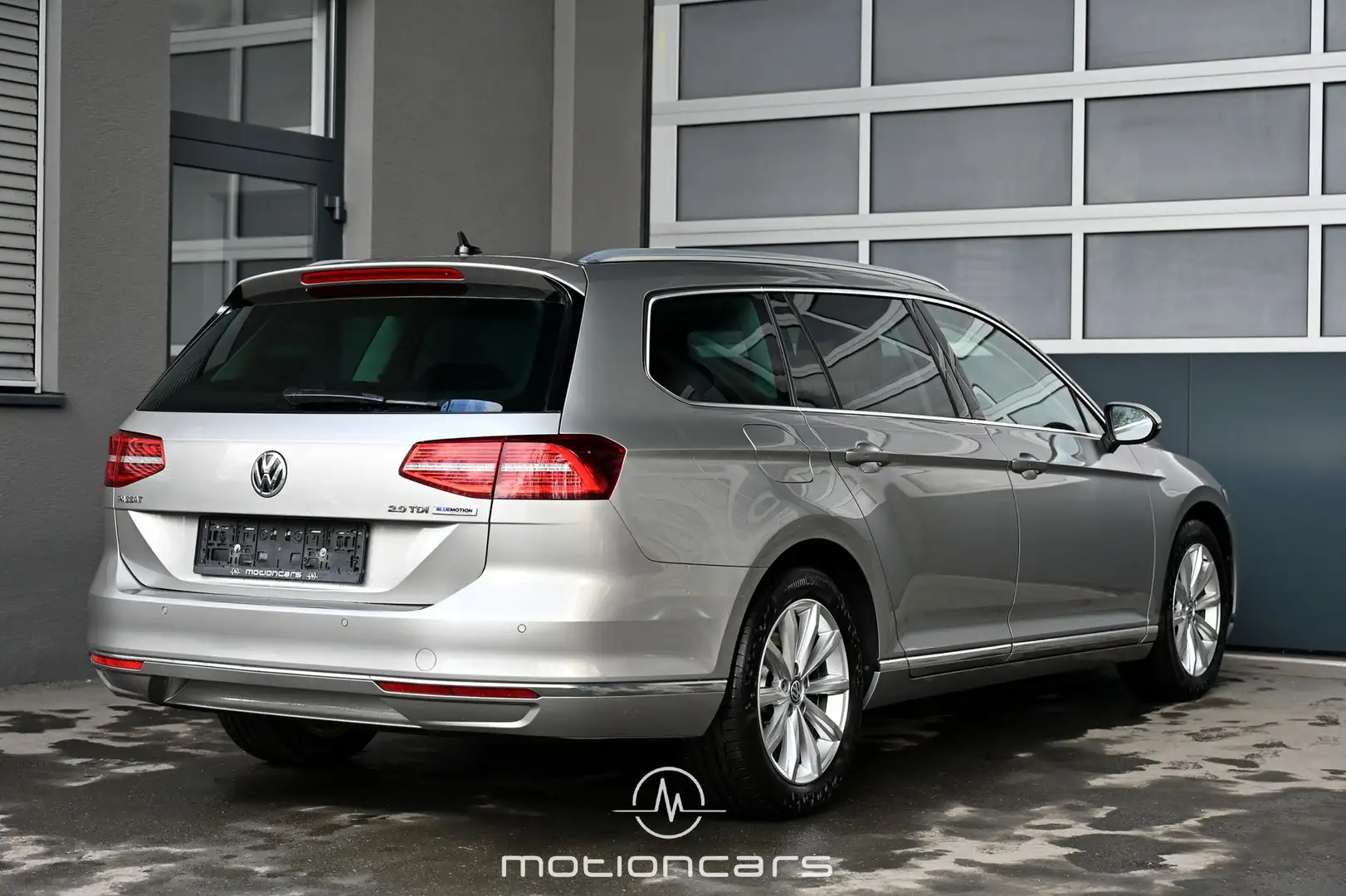 Vehicle image, number 2