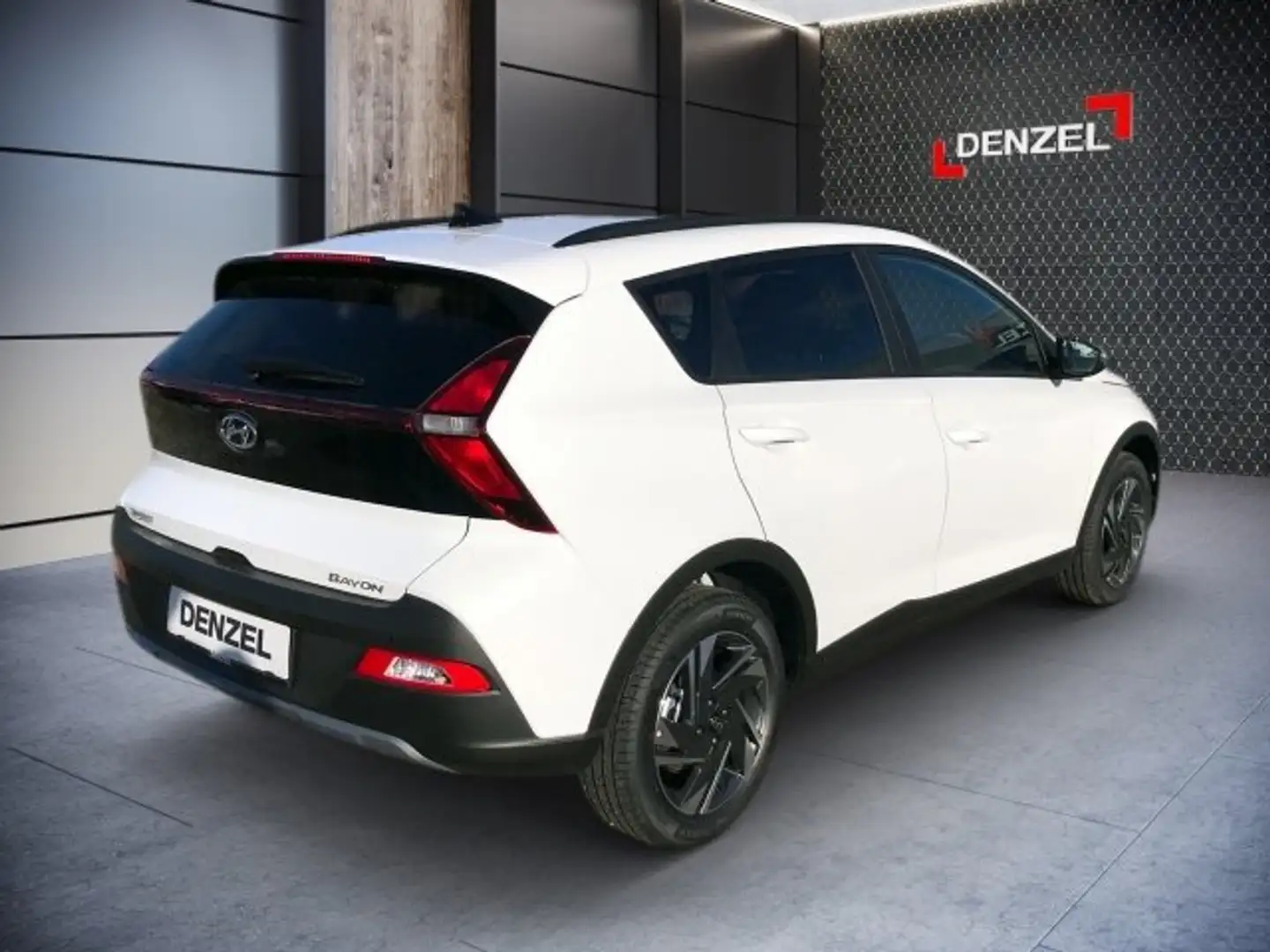 Vehicle image, number 4