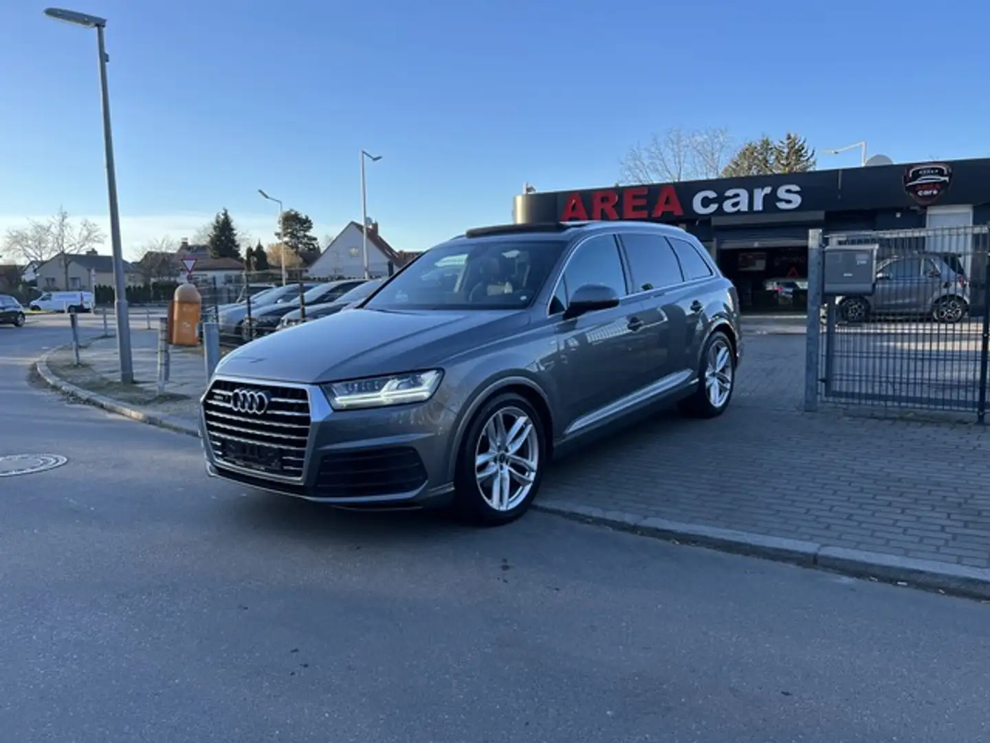 Vehicle image, number 2