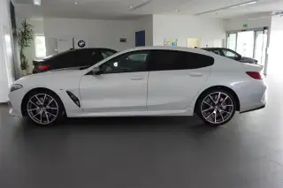 Vehicle image thumbnail, number 6