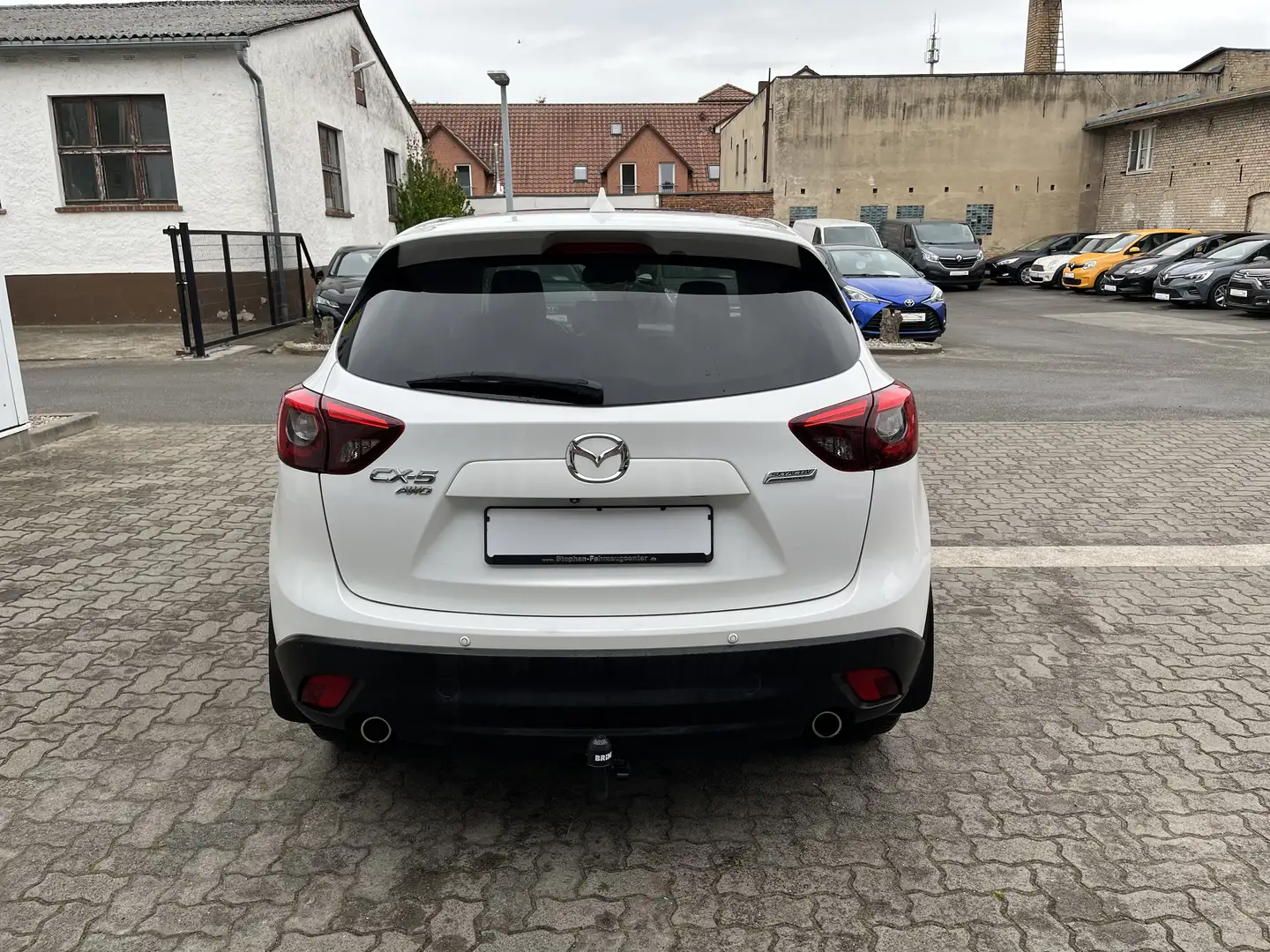 Vehicle image, number 6