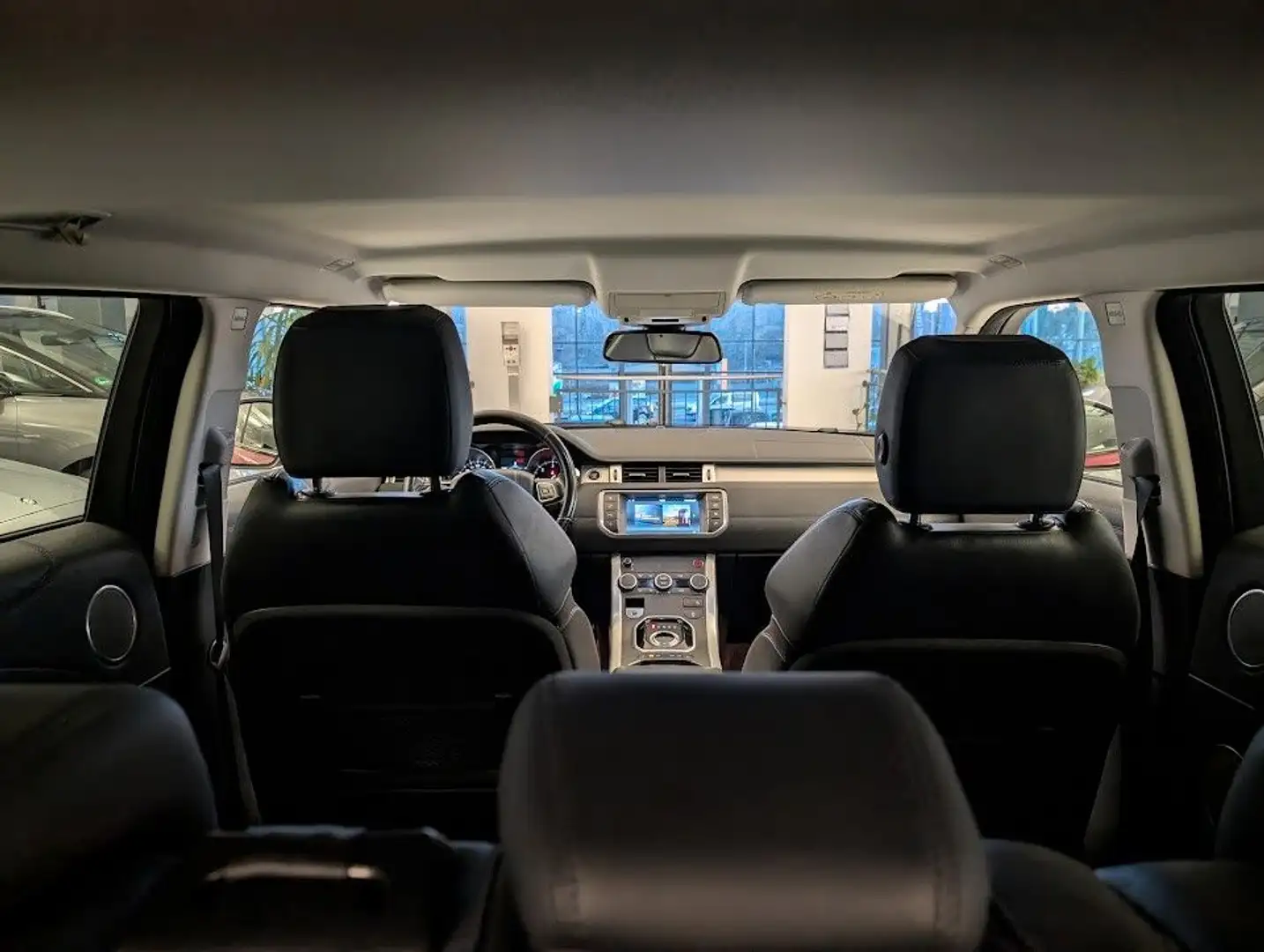 Vehicle image, number 9