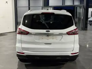 Vehicle image thumbnail, number 6