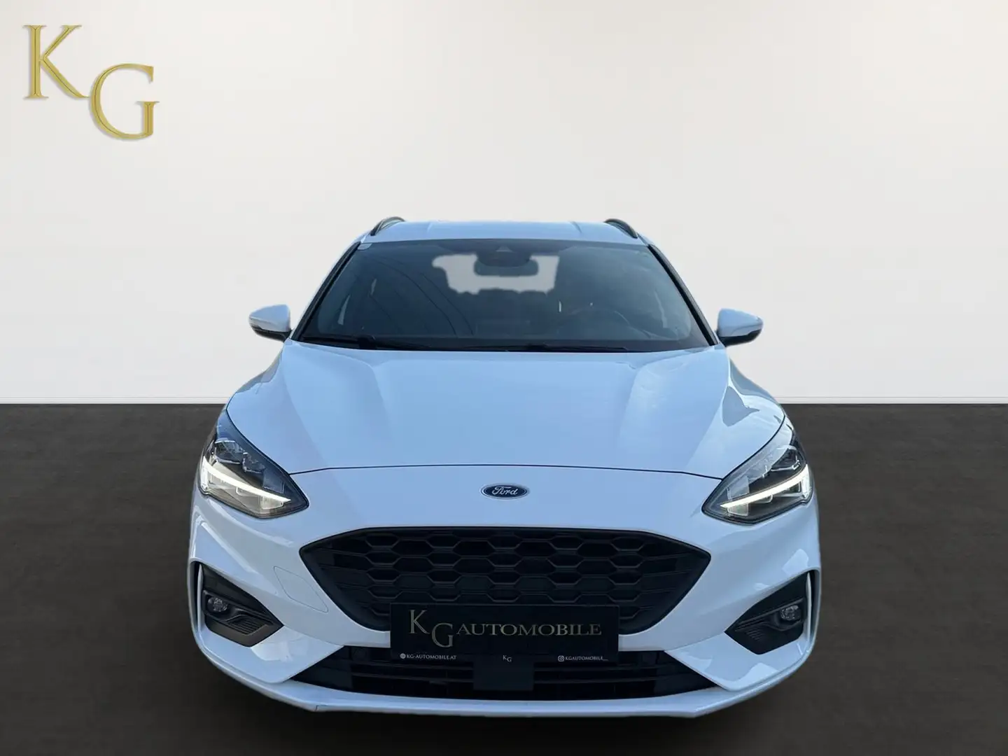 Vehicle image, number 12