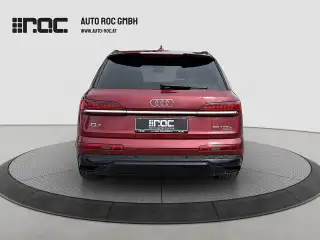 Vehicle image thumbnail, number 4