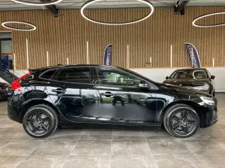 Vehicle image thumbnail, number 17