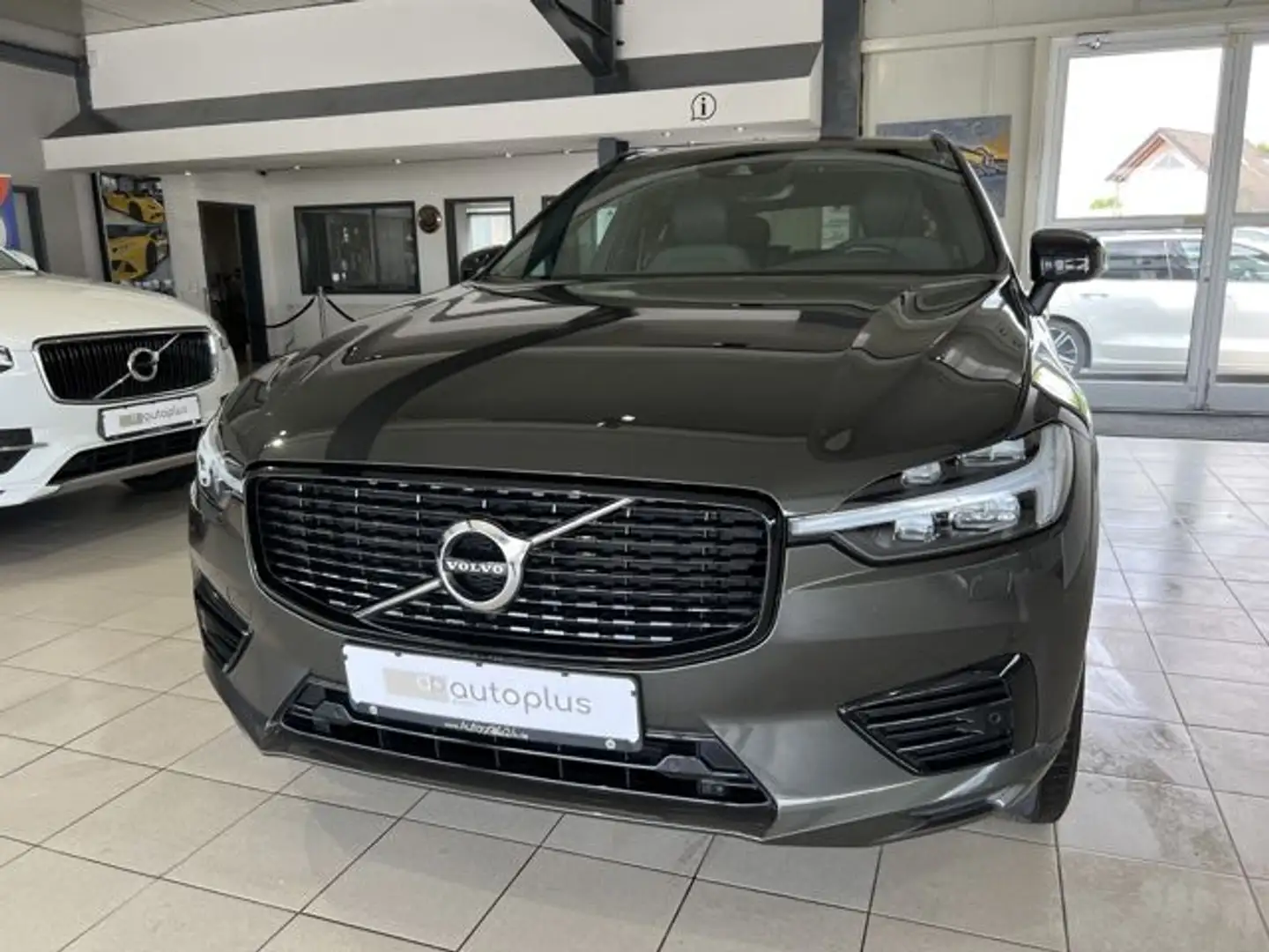 Vehicle image, number 2