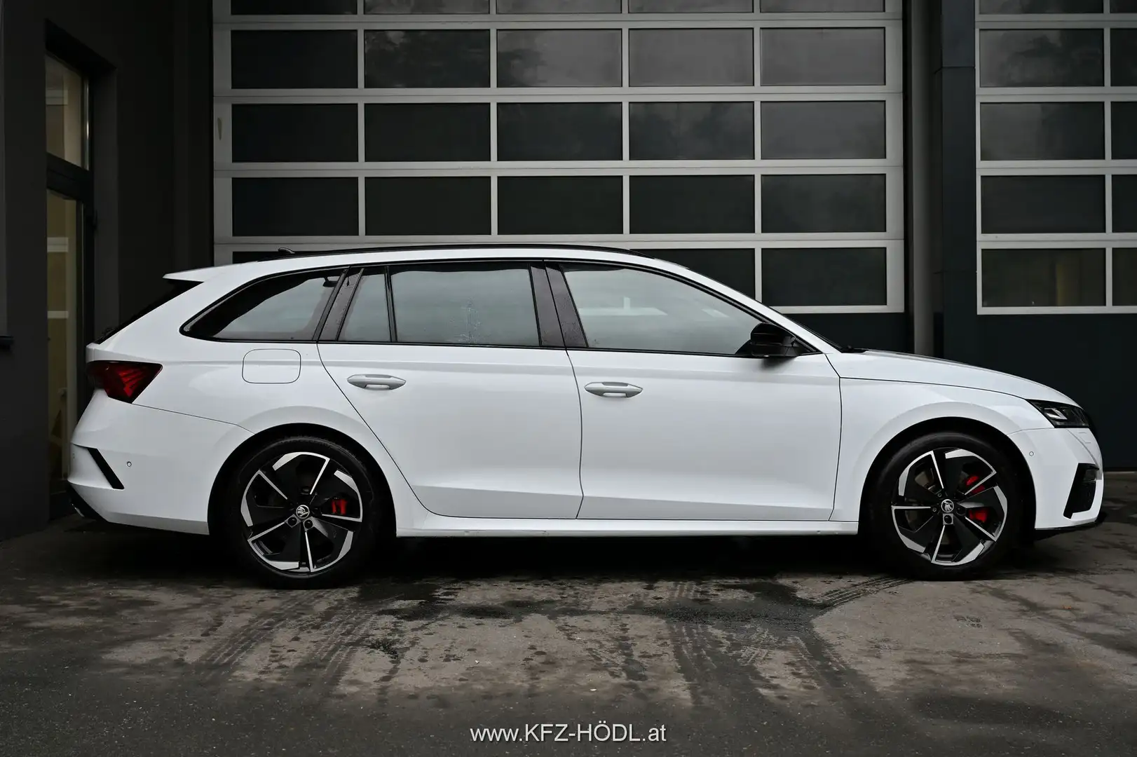 Vehicle image, number 5