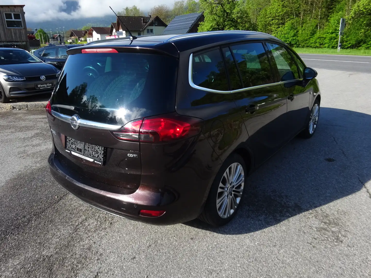 Vehicle image, number 11
