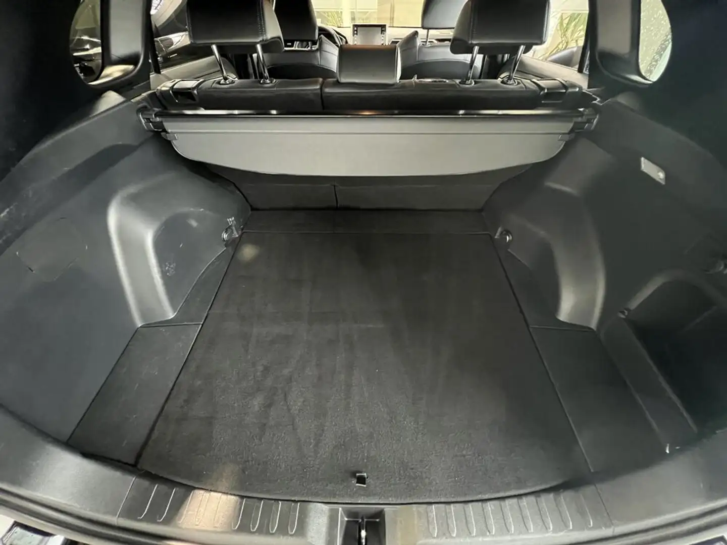 Vehicle image, number 7