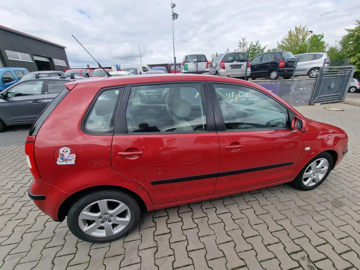 Vehicle image, number 4
