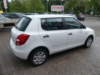 Vehicle image thumbnail, number 5