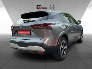 Vehicle image thumbnail, number 4
