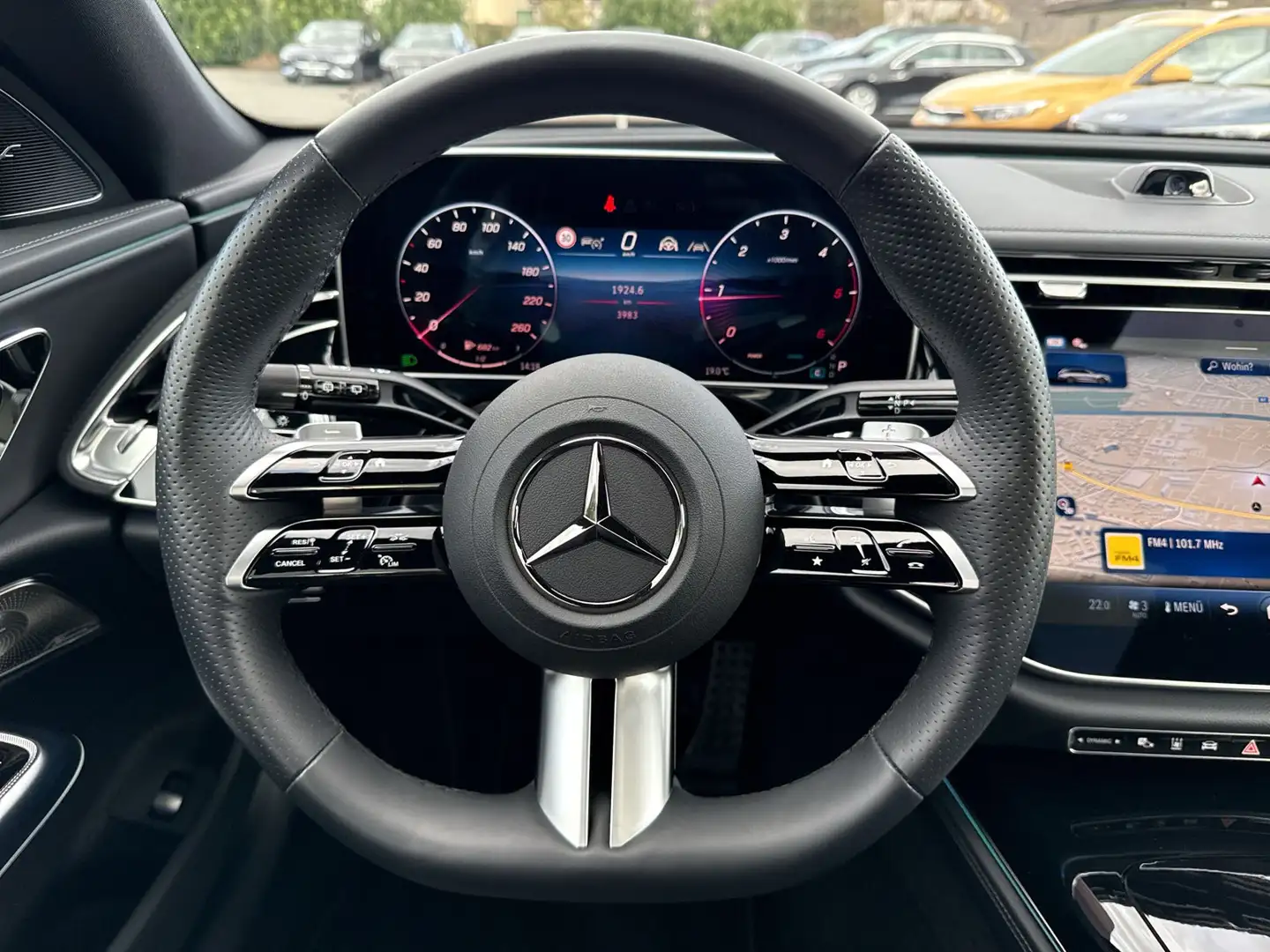 Vehicle image, number 9