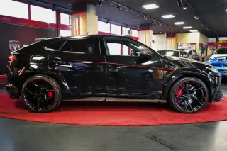 Vehicle image thumbnail, number 8