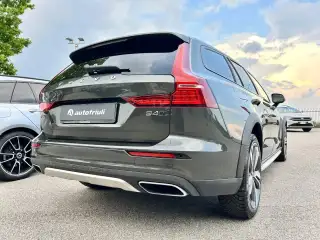 Vehicle image thumbnail, number 4