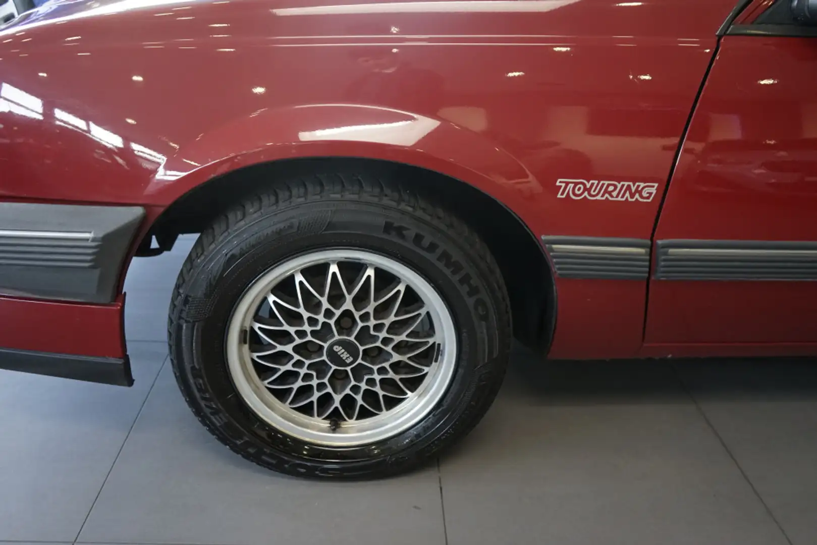 Vehicle image, number 4
