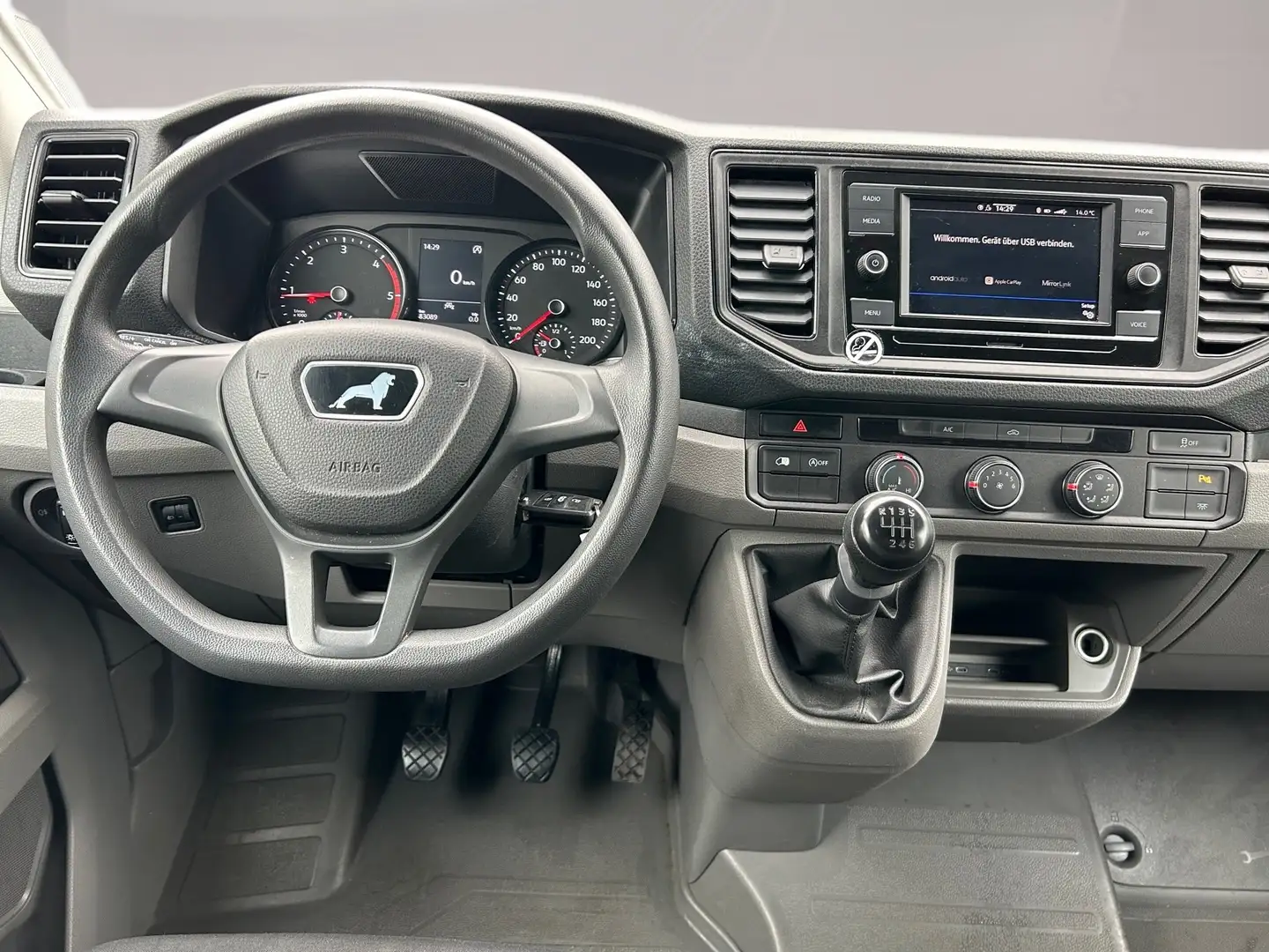 Vehicle image, number 9