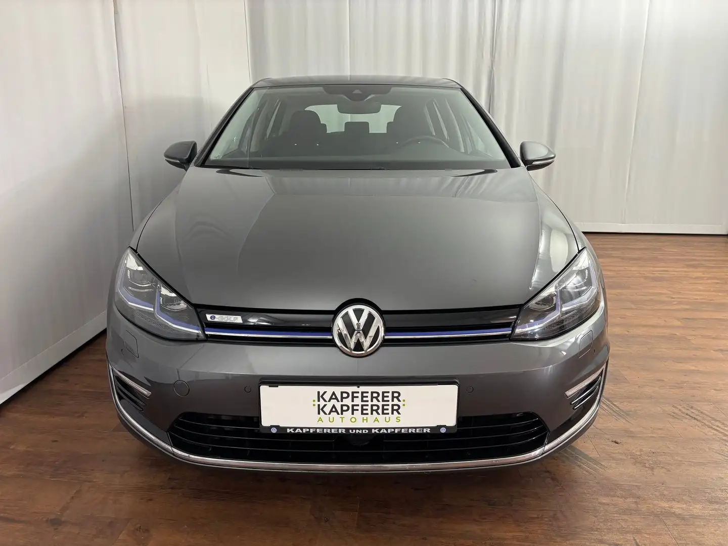 Vehicle image, number 3