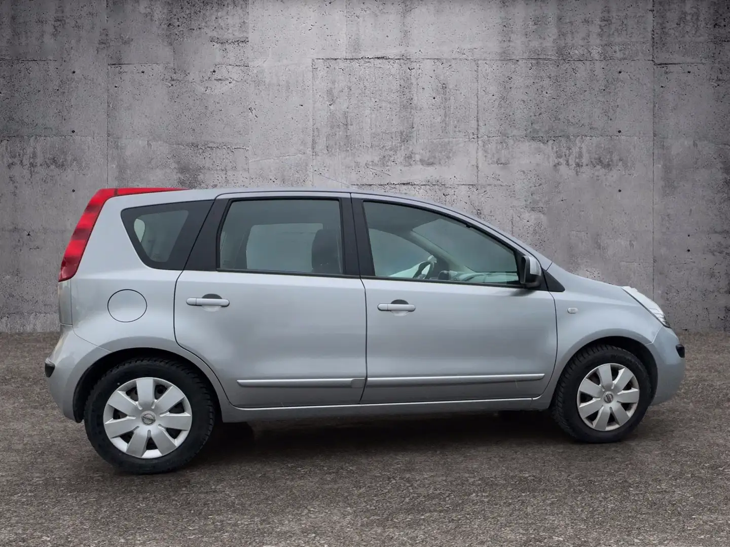 Vehicle image, number 7