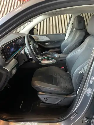 Vehicle image thumbnail, number 9