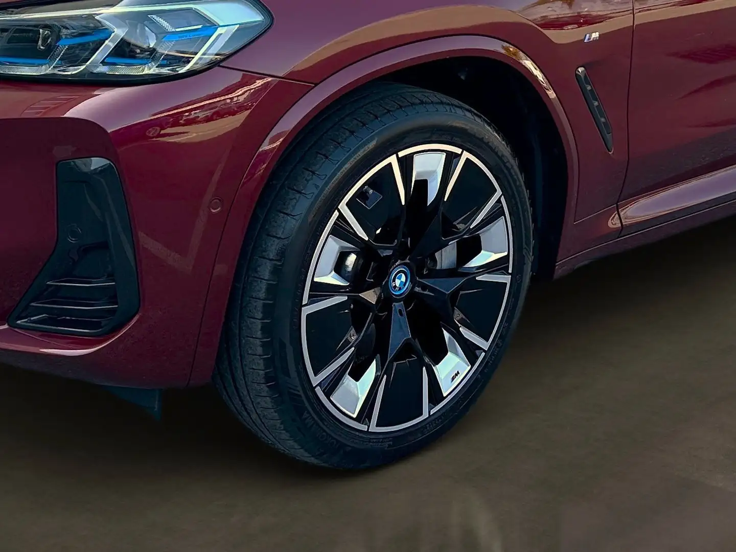Vehicle image, number 10