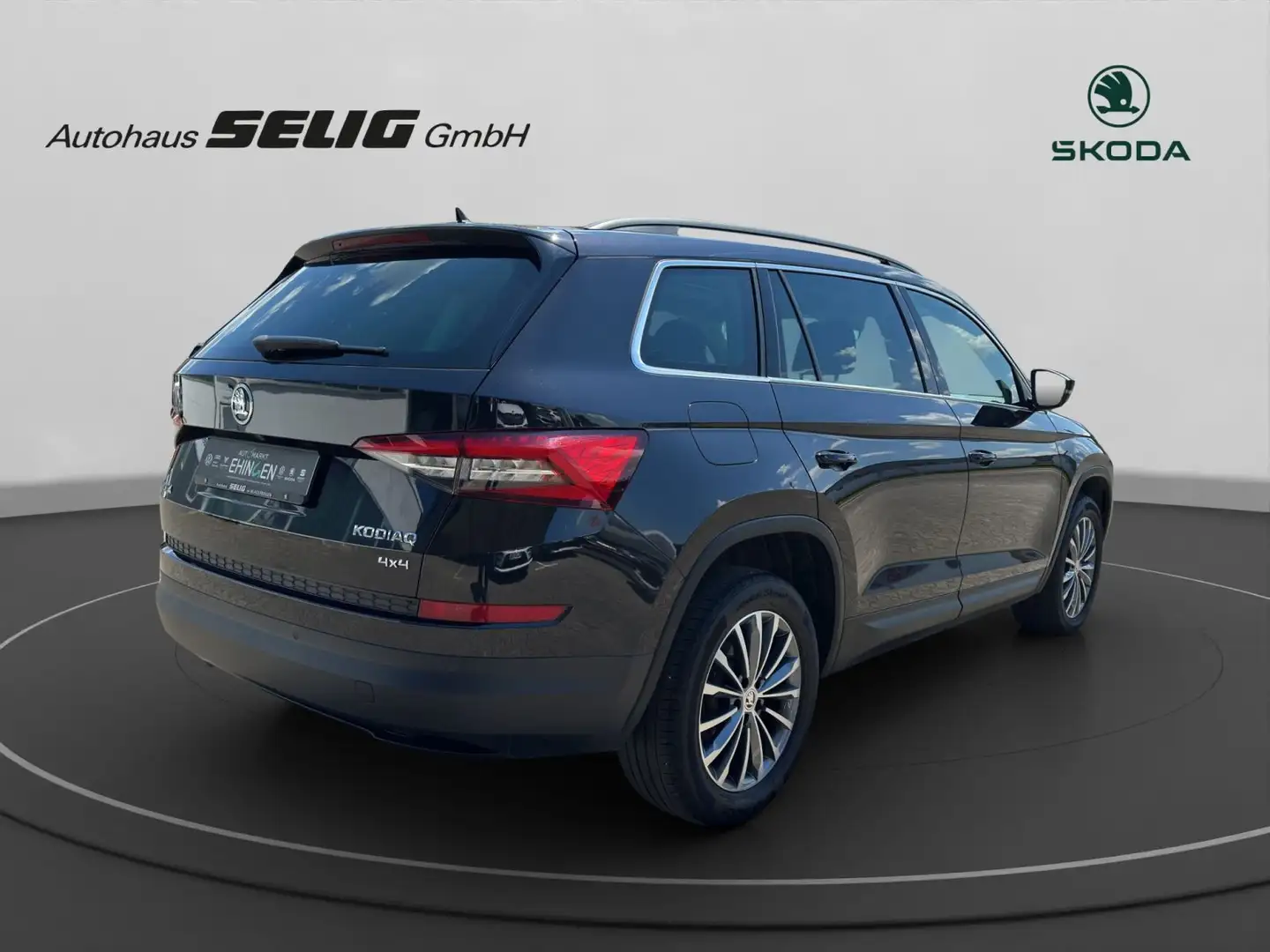 Vehicle image, number 6