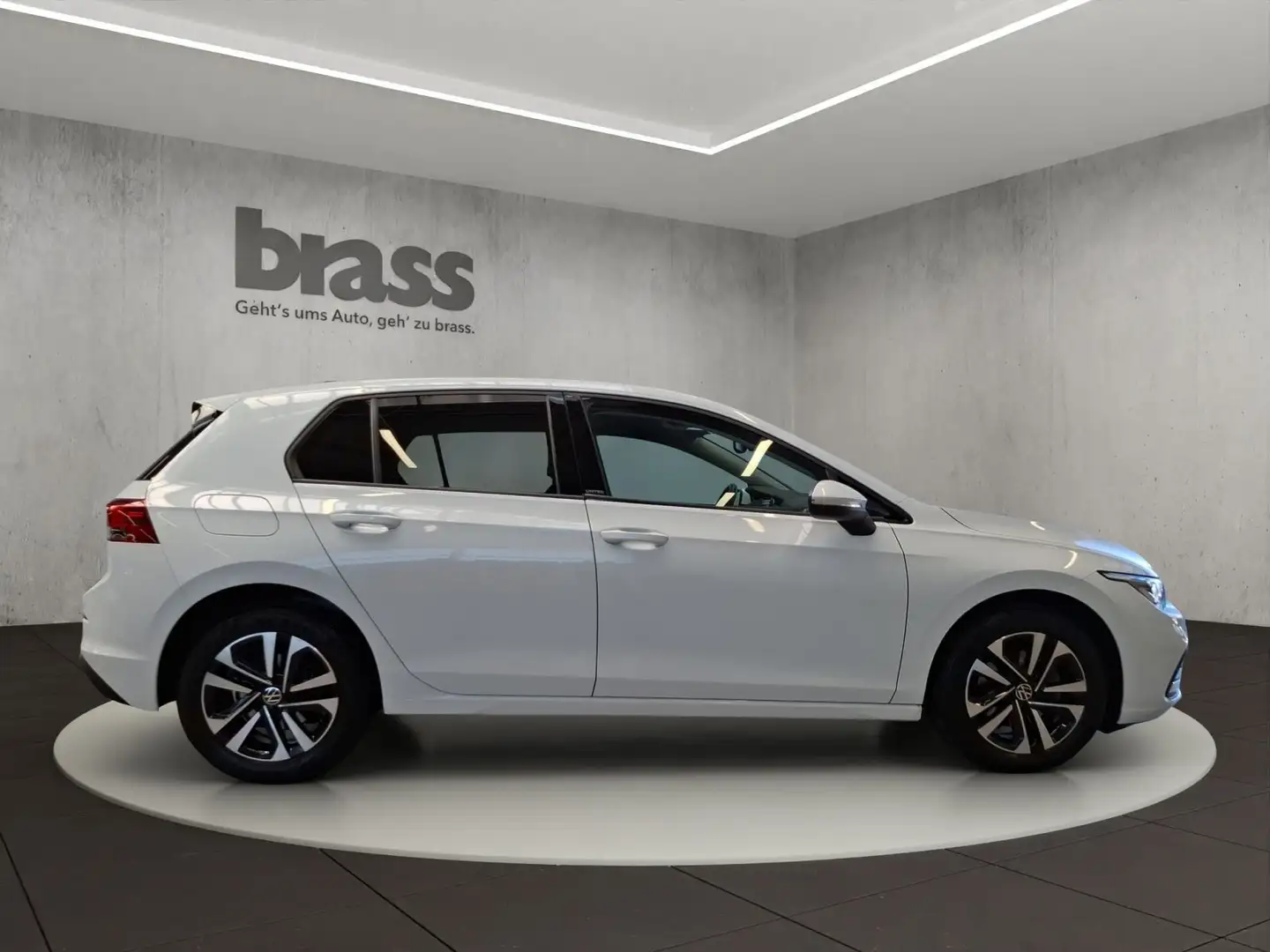 Vehicle image, number 6