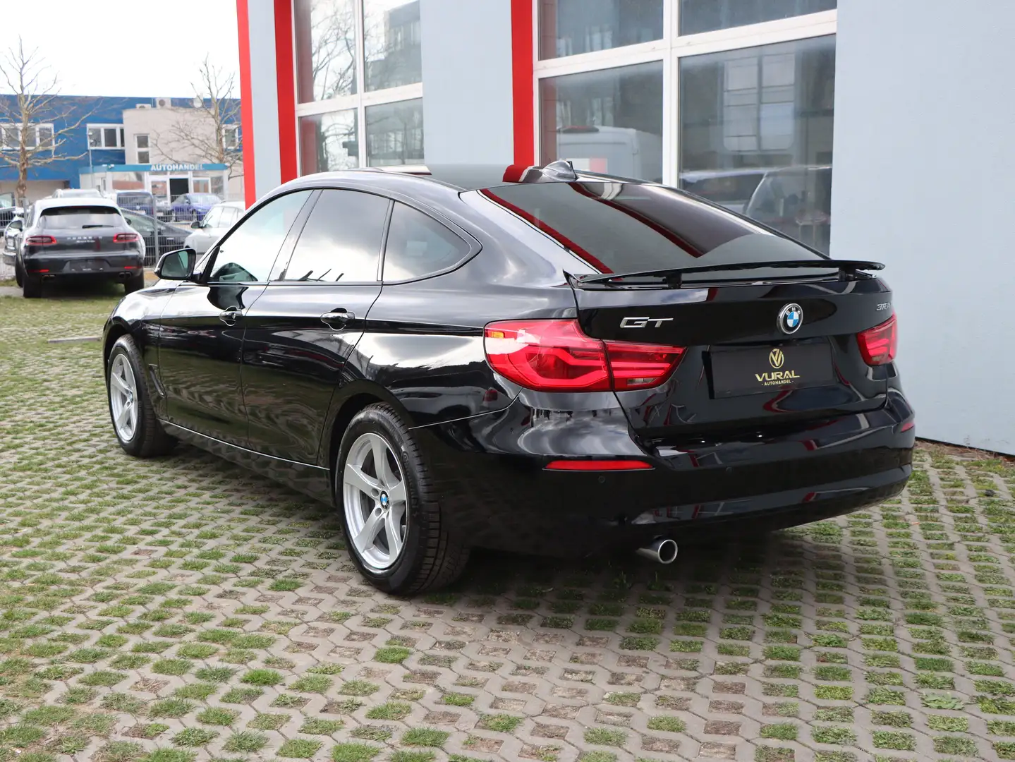 Vehicle image, number 7