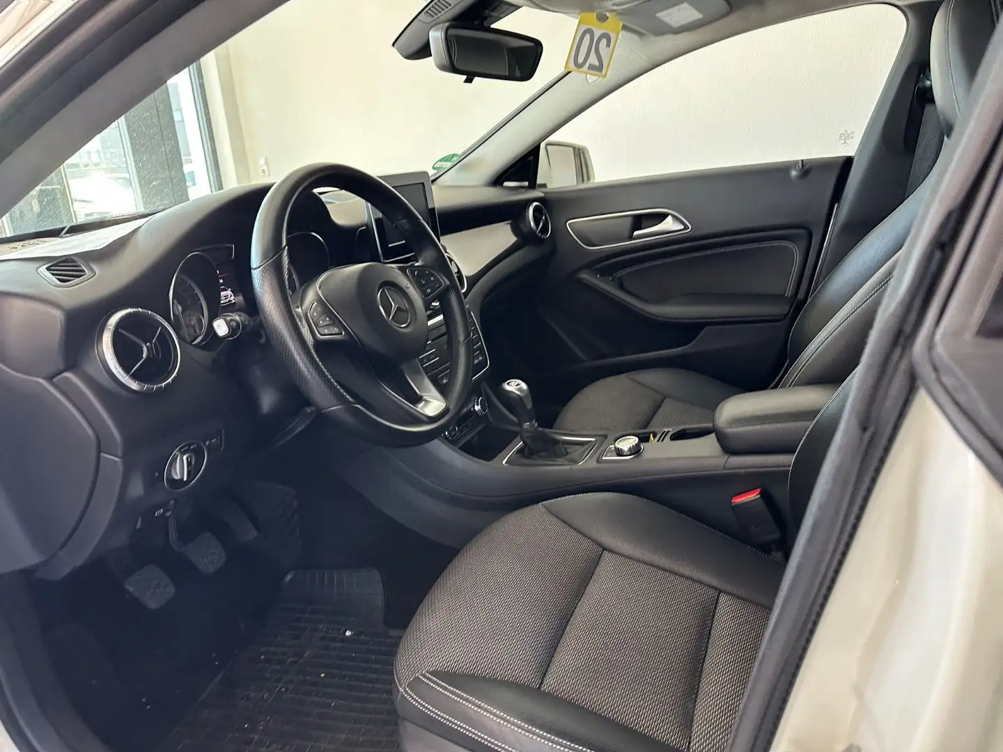 Vehicle image, number 7