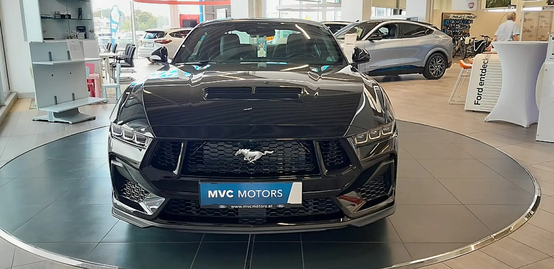 Vehicle image, number 2