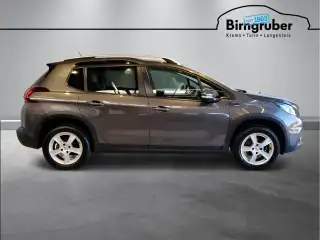 Vehicle image thumbnail, number 3