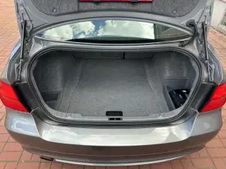 Vehicle image thumbnail, number 7