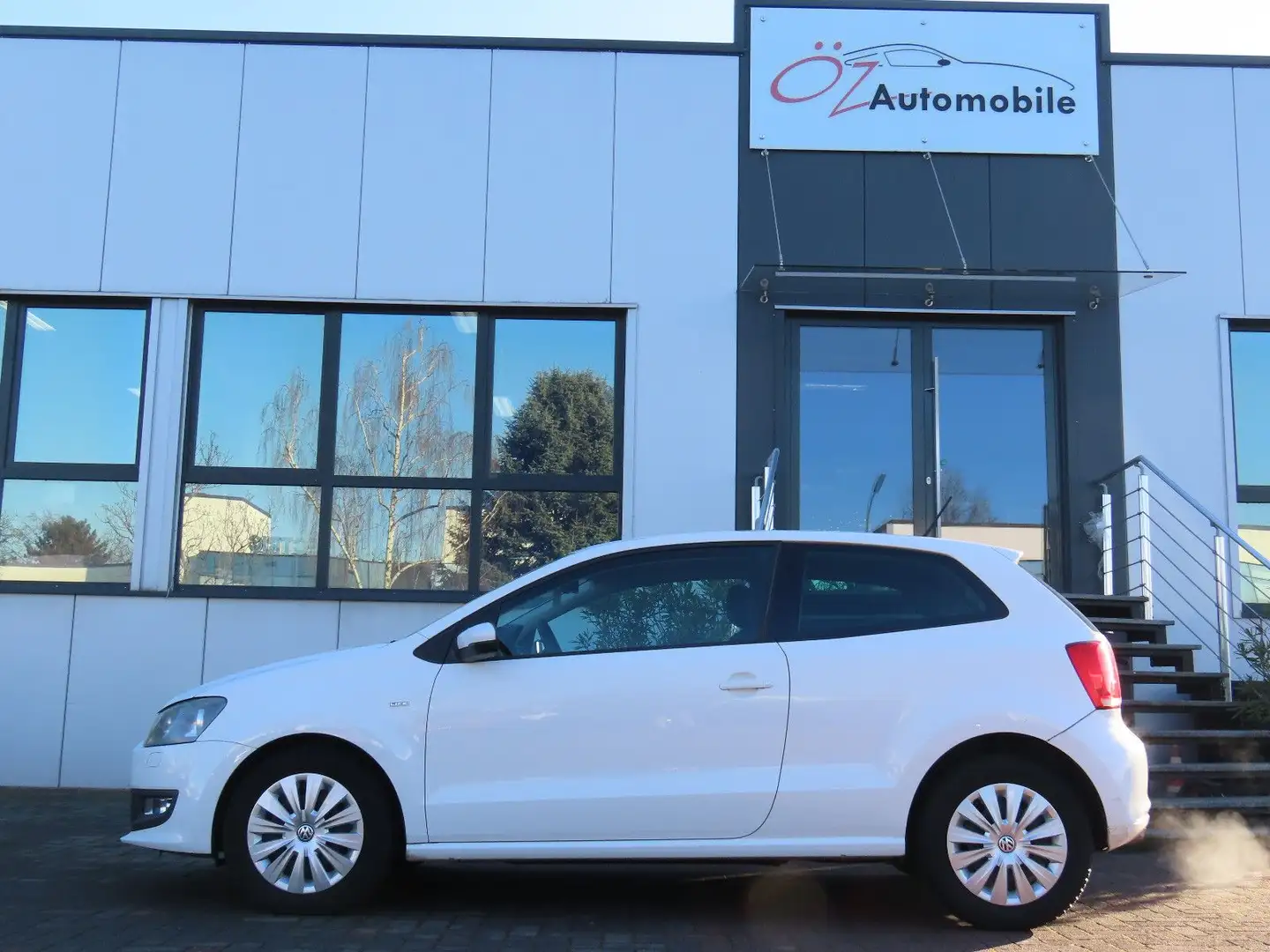 Vehicle image, number 7