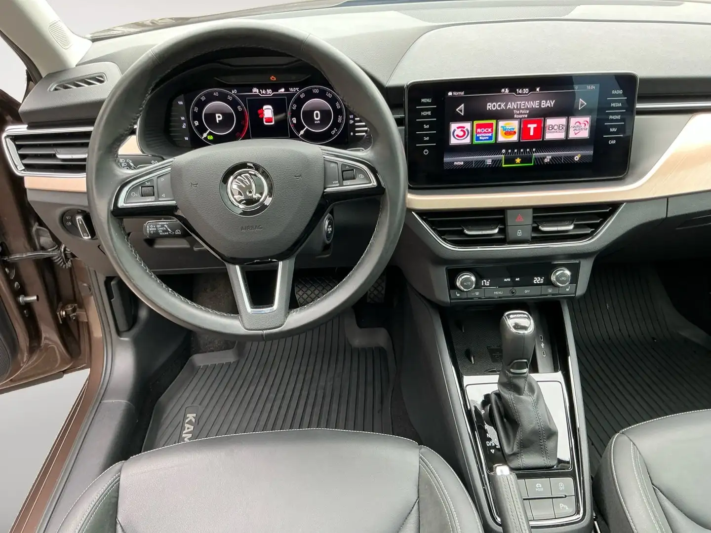 Vehicle image, number 13