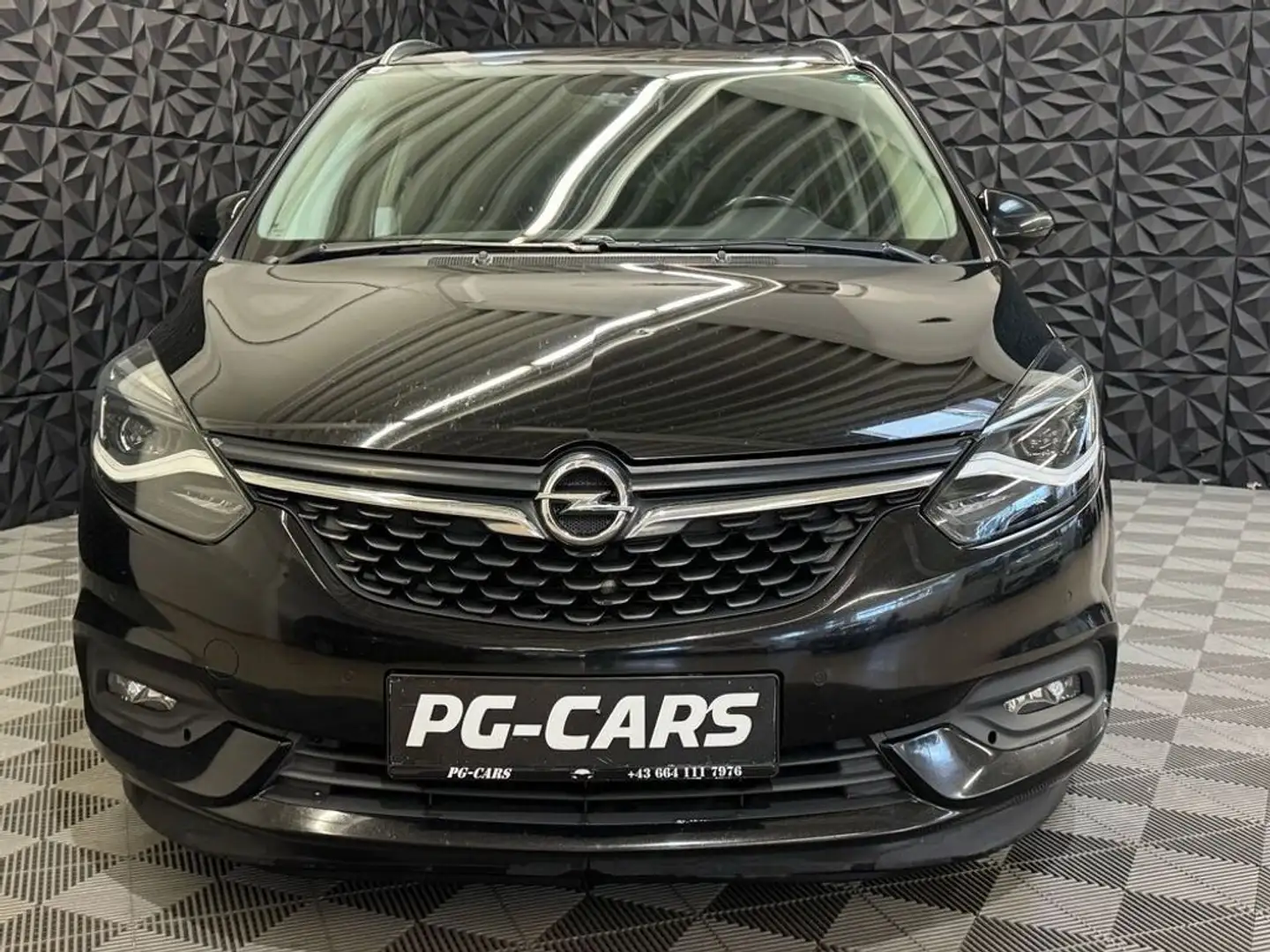 Vehicle image, number 3