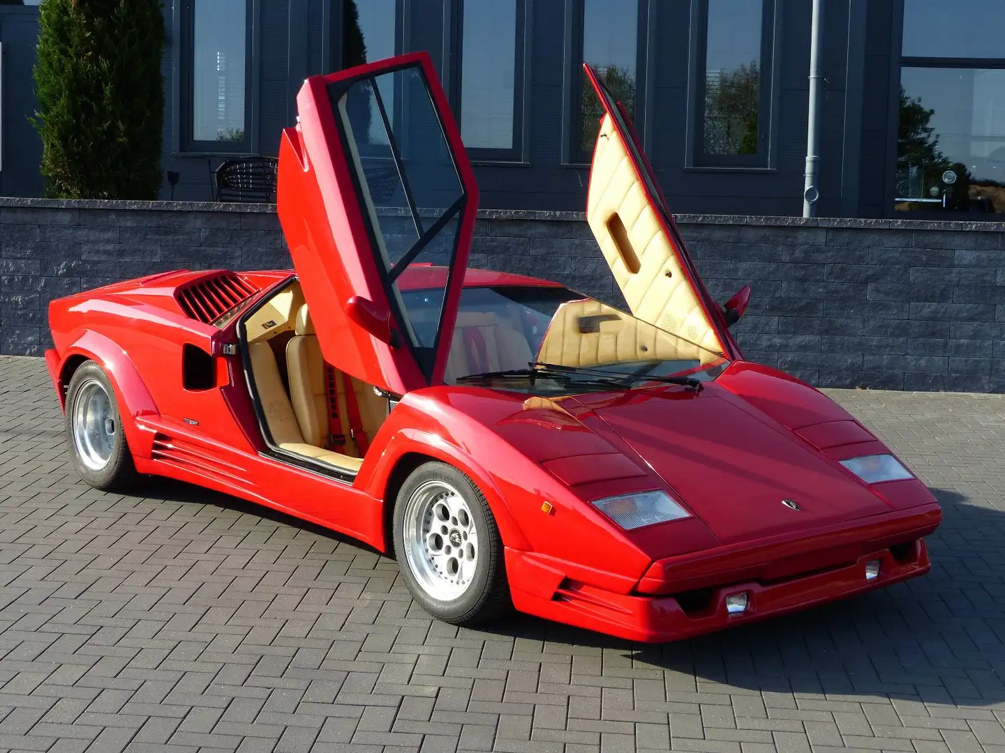 Vehicle image, number 2