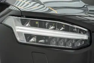 Vehicle image thumbnail, number 5