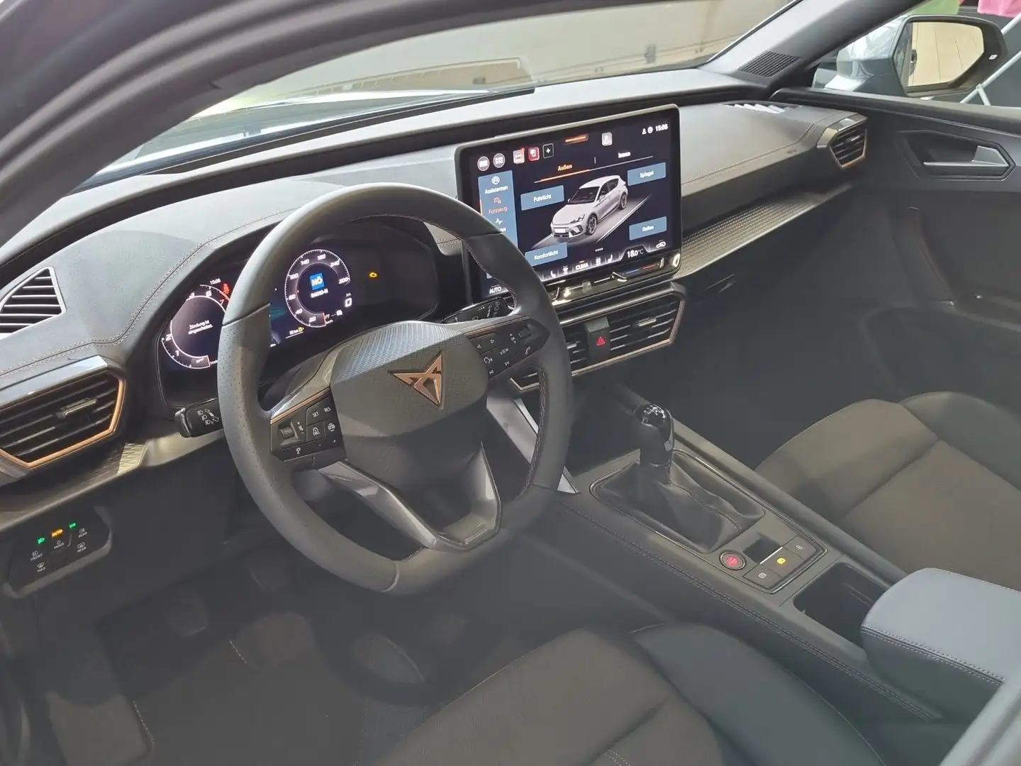 Vehicle image, number 7