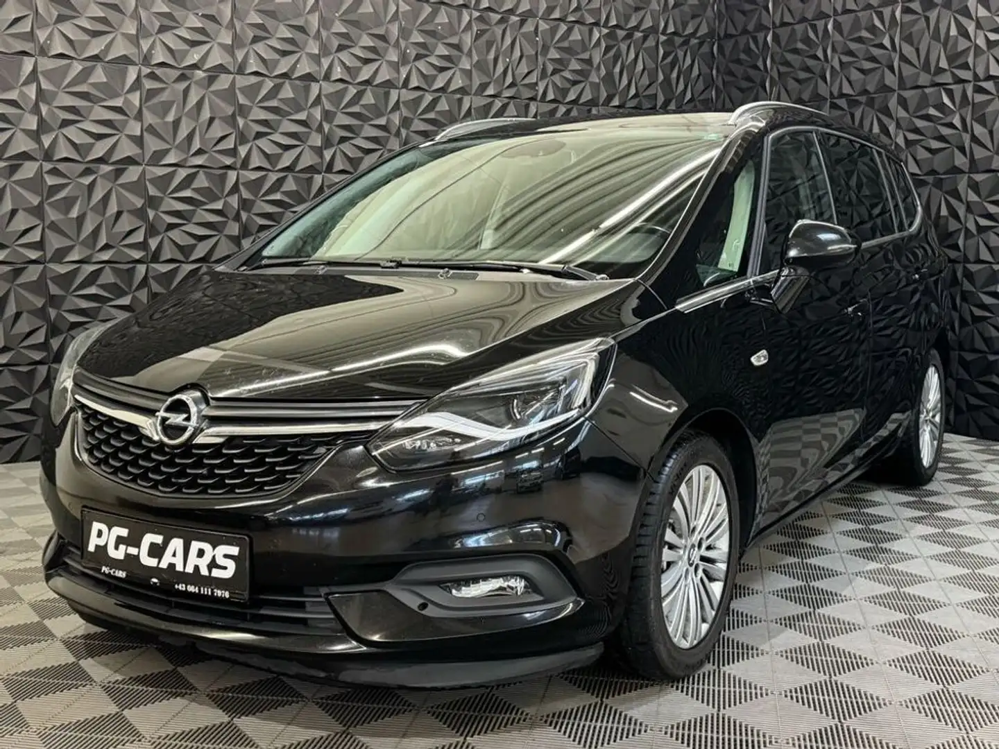 Vehicle image, number 4