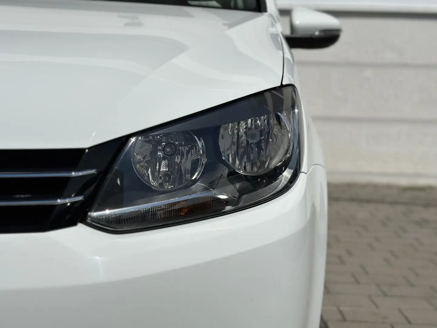 Vehicle image, number 7