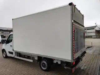 Vehicle image thumbnail, number 3
