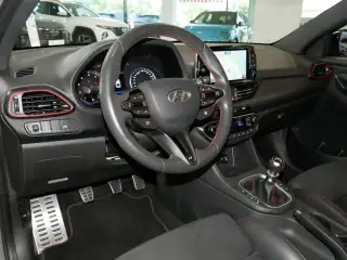 Vehicle image thumbnail, number 13