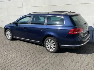 Vehicle image thumbnail, number 8