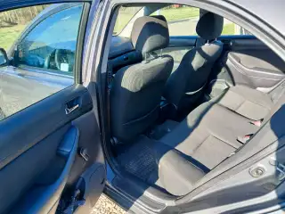 Vehicle image thumbnail, number 13