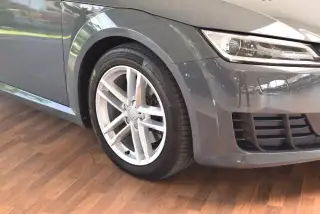 Vehicle image thumbnail, number 4