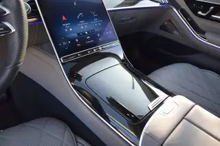 Vehicle image thumbnail, number 8