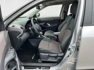 Vehicle image thumbnail, number 6